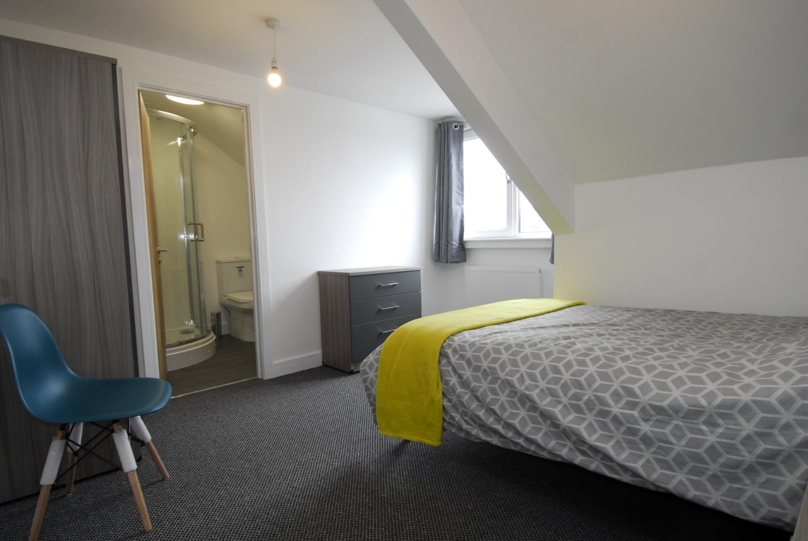 Room Radnor Street in Plymouth