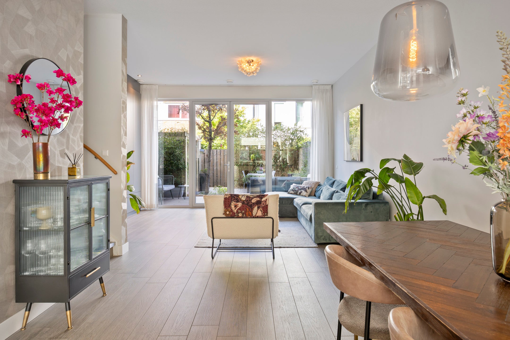 Tussenwoning te koop: Joan Willem Frisostraat 8, Leiden