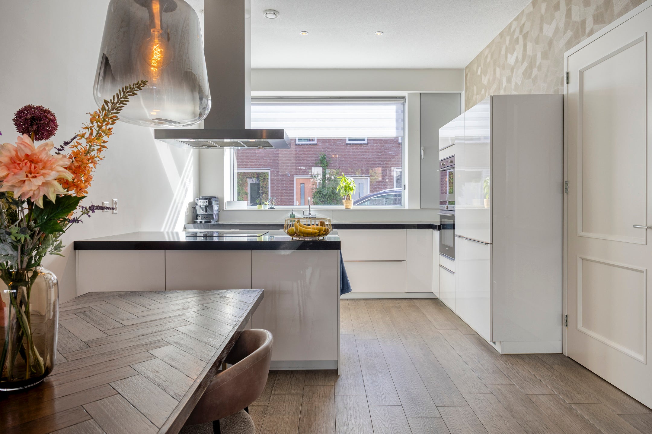Tussenwoning te koop: Joan Willem Frisostraat 8, Leiden
