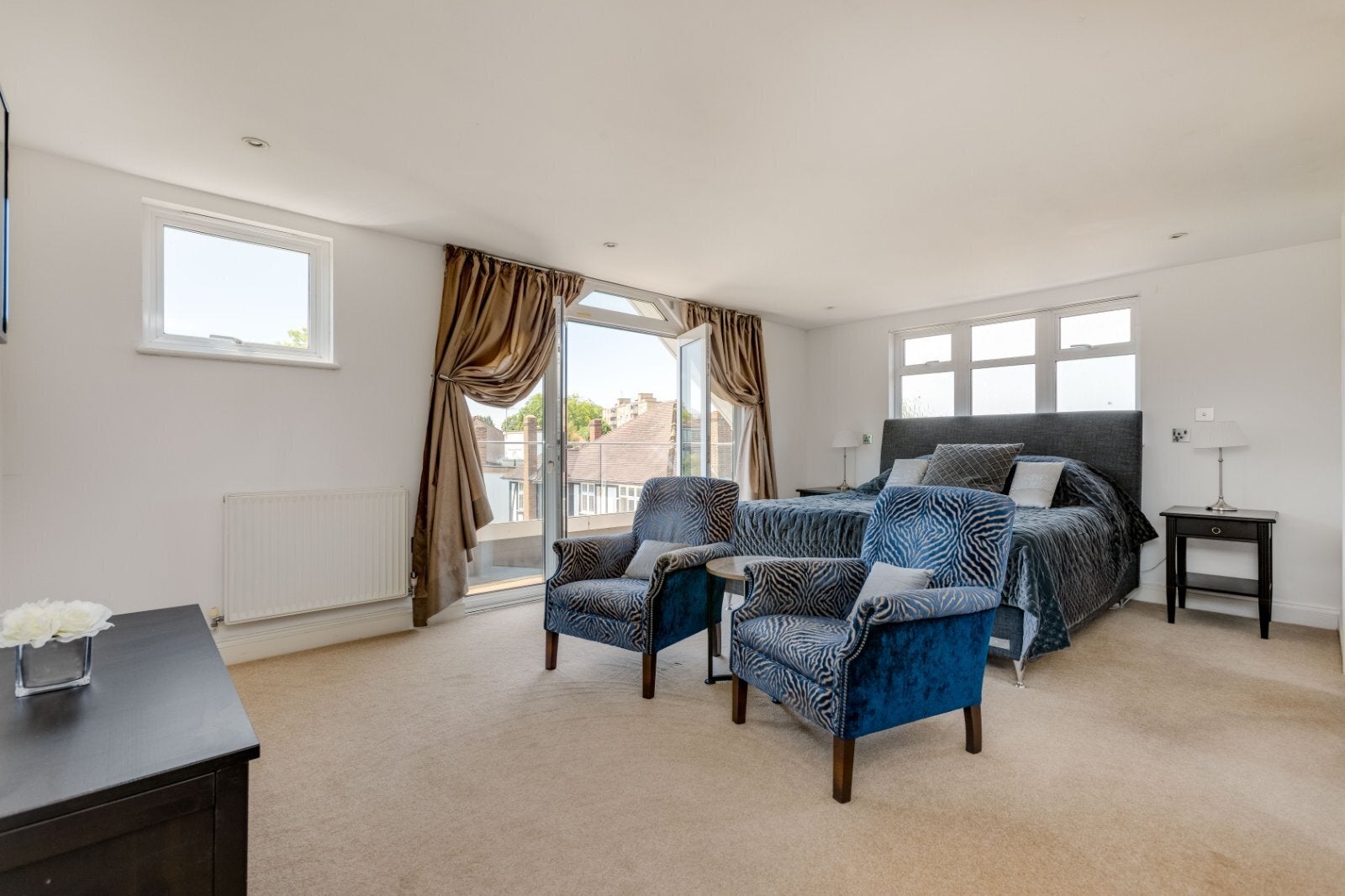 House Queen's Road in Greater London