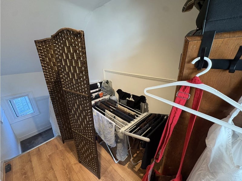 Room Cricketfield Road in Greater London