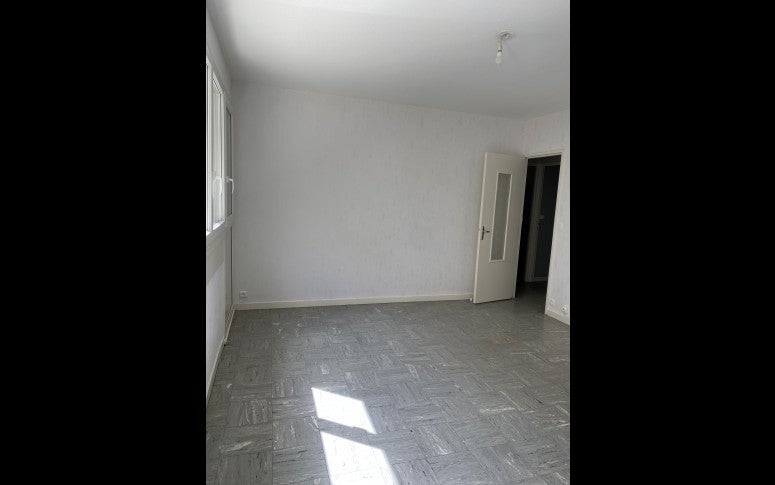 Flat Rue de la Nation in Issoudun