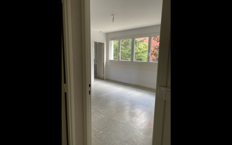 Flat Rue de la Nation in Issoudun