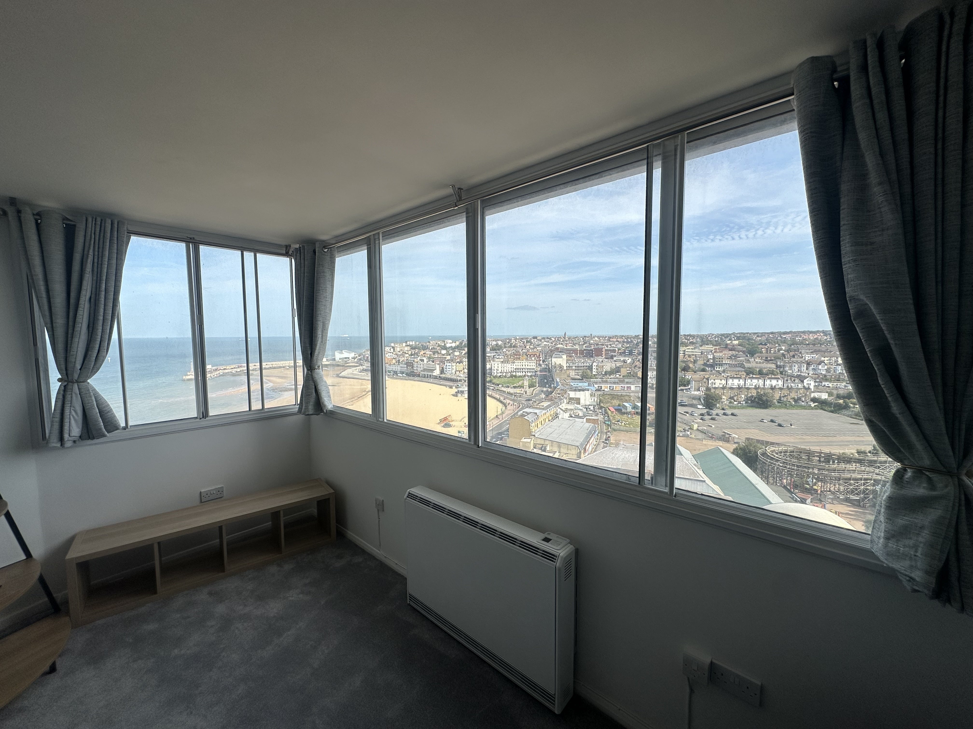 Flat Marine Terrace in Thanet