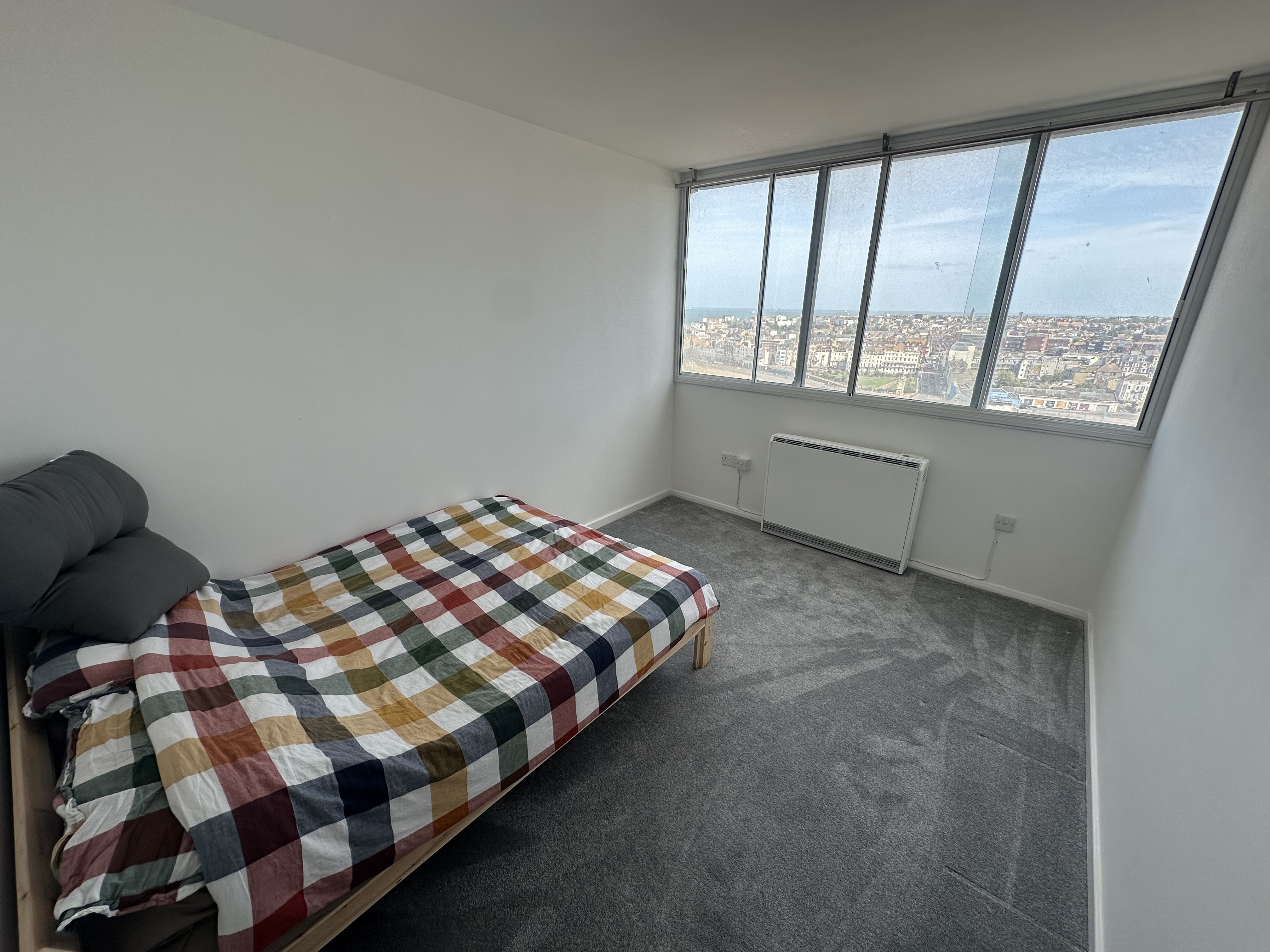 Flat Marine Terrace in Thanet
