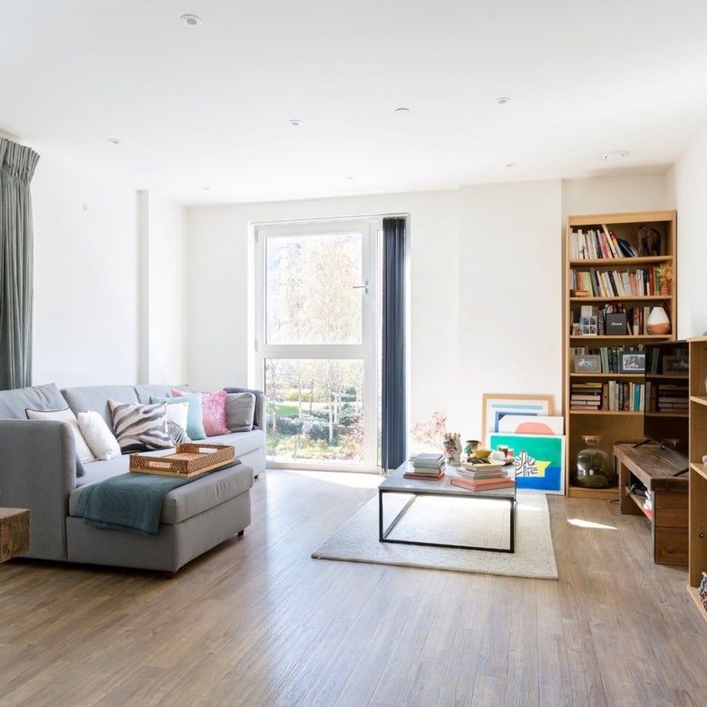 Flat Wandsworth Road in Greater London