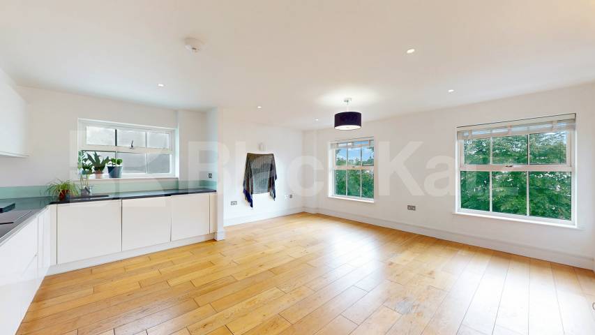 Flat Parkway in Greater London