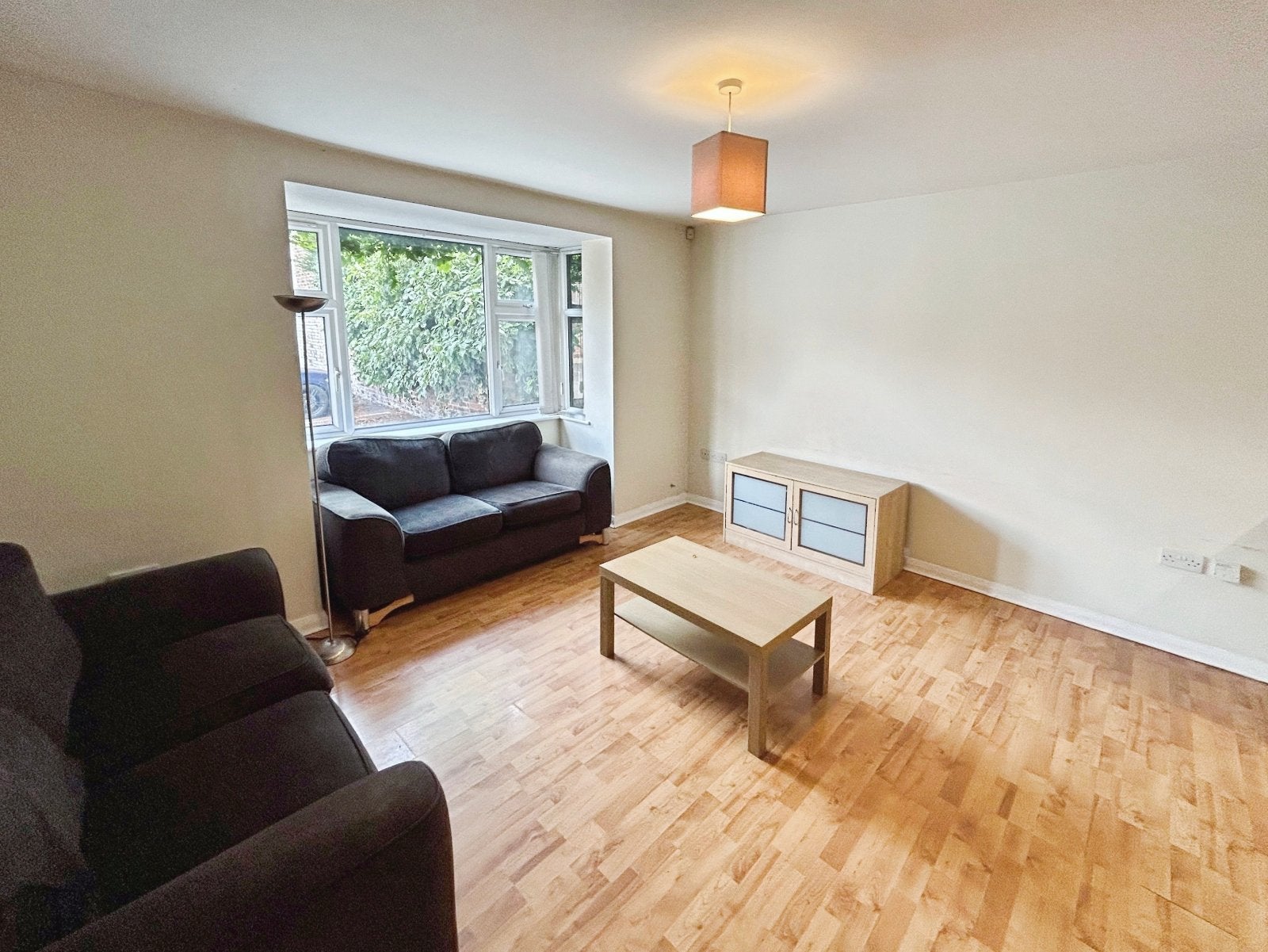 House Davenfield Grove in Manchester