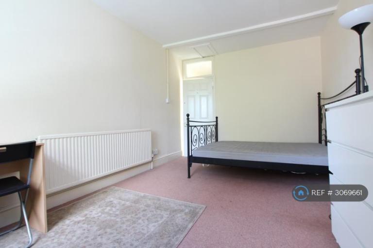 House Kellaway Avenue in Bristol