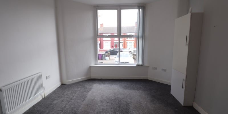 Flat Derby Lane in Liverpool