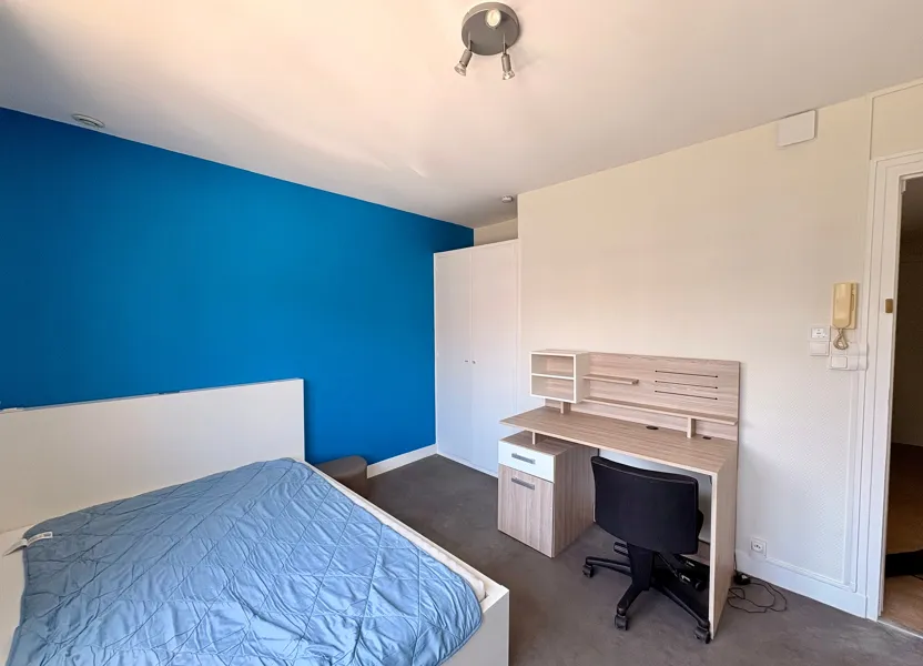 Room Rue d'Hérouville in Caen