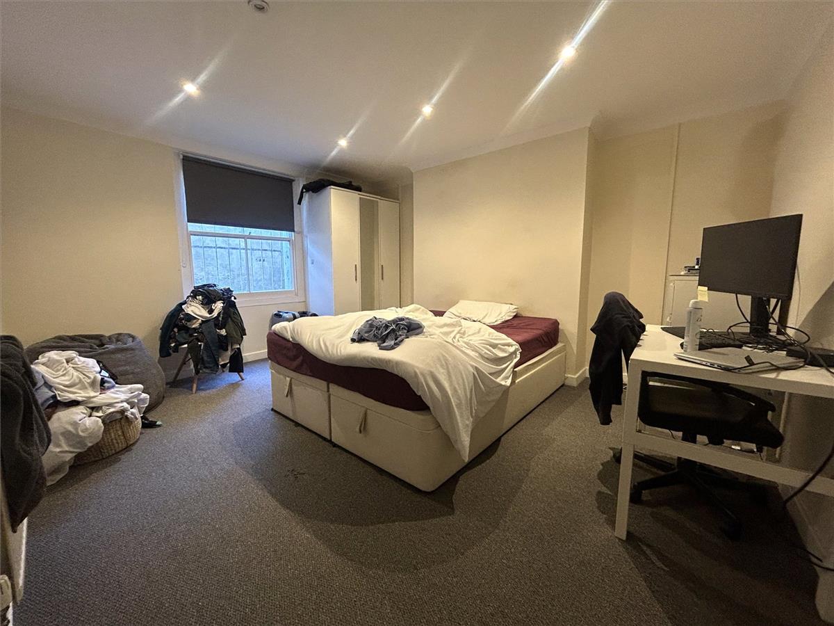Flat Great Percy Street in London