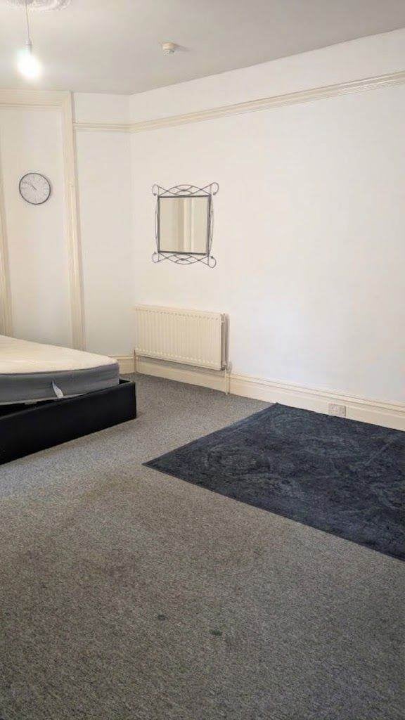 Flat Stewart Road in Bournemouth