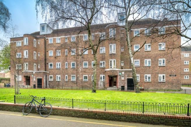 Flat Maitland Park Villas in Greater London