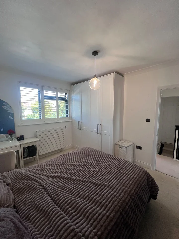 Room Parkland Road in Borough of Spelthorne