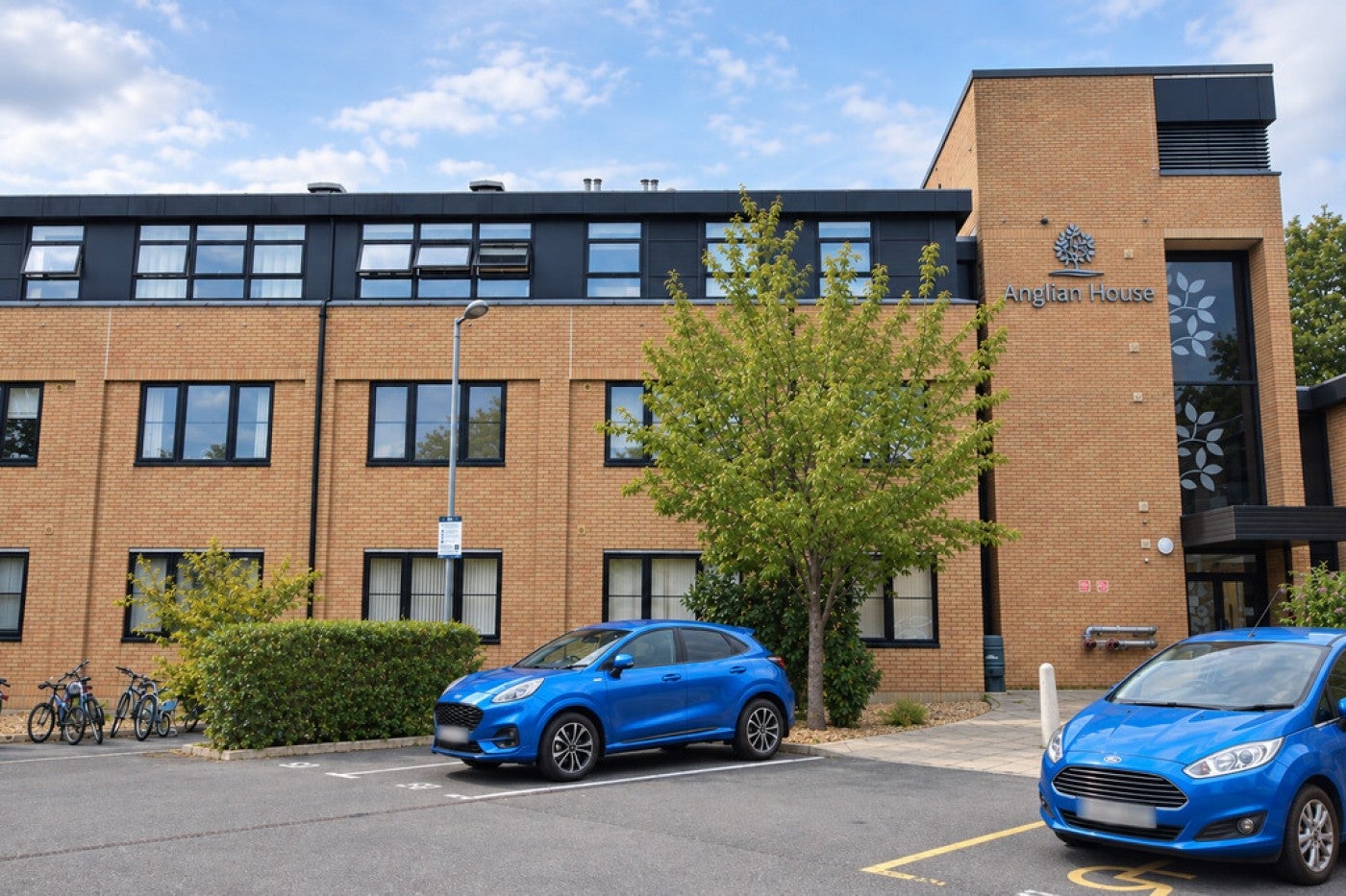 Flat Ambury Road South in Huntingdonshire