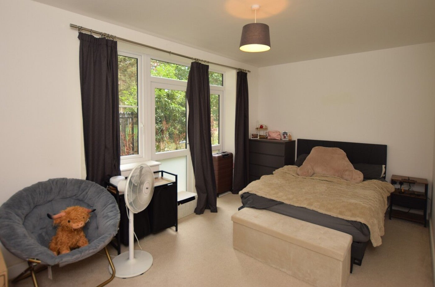 Flat Ambury Road South in Huntingdonshire
