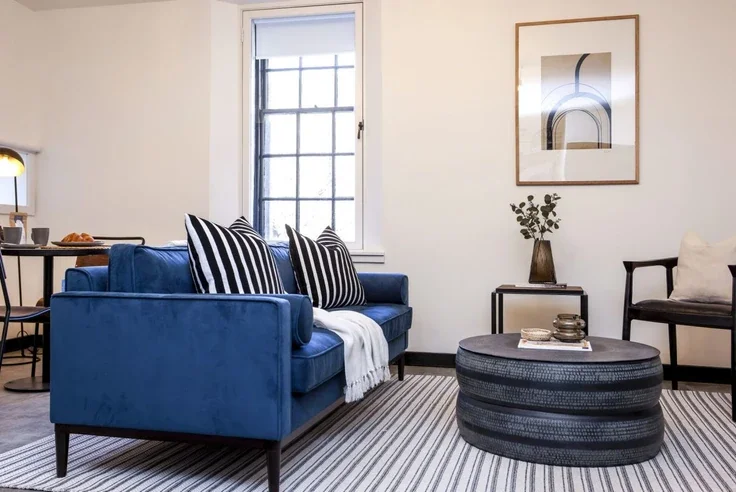 Flat Canongate in City of Edinburgh