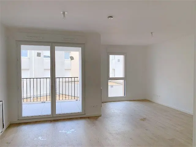 Flat Rue Saint-Jean-Baptiste-de-La-Salle in Nantes