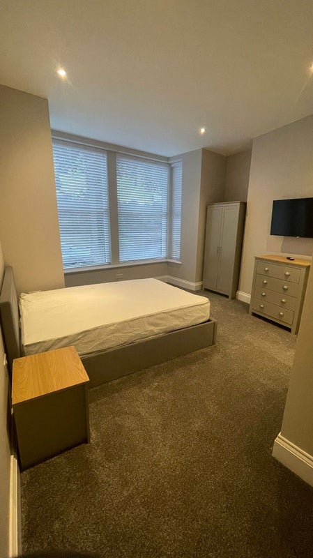 Room Balderstone Road in Preston