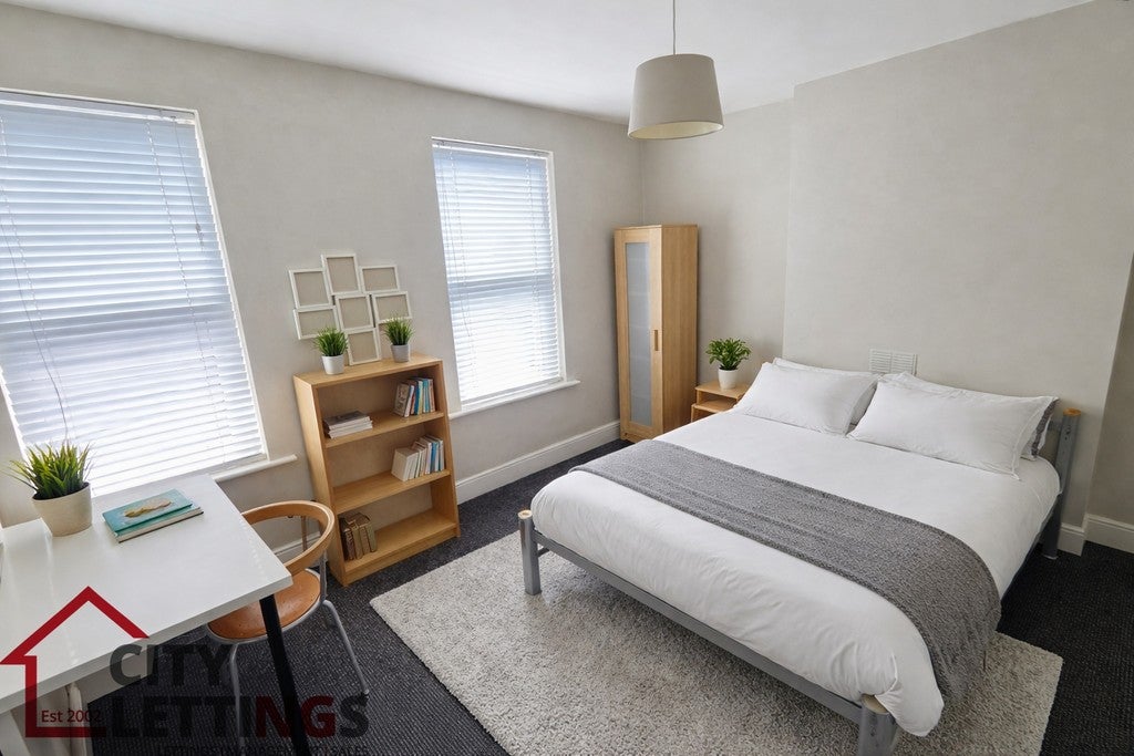 Room Lenton Boulevard in Nottingham