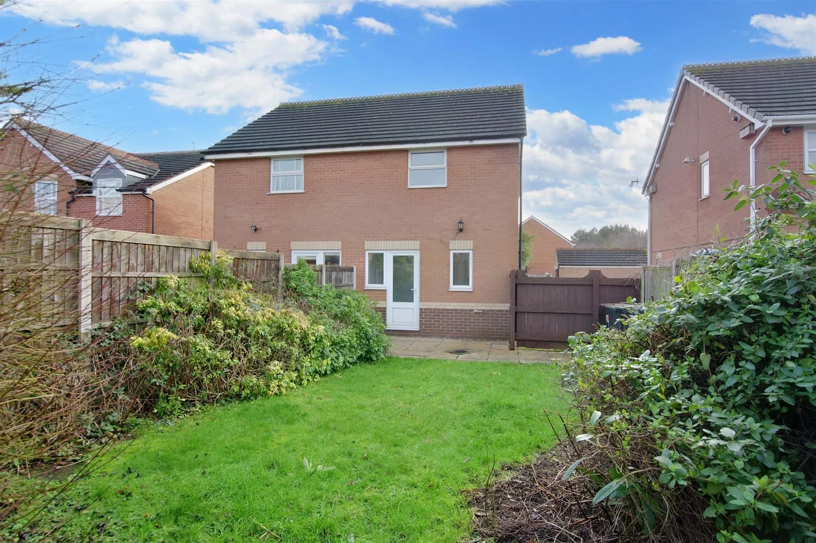 House Lonsdale Drive in Nottingham