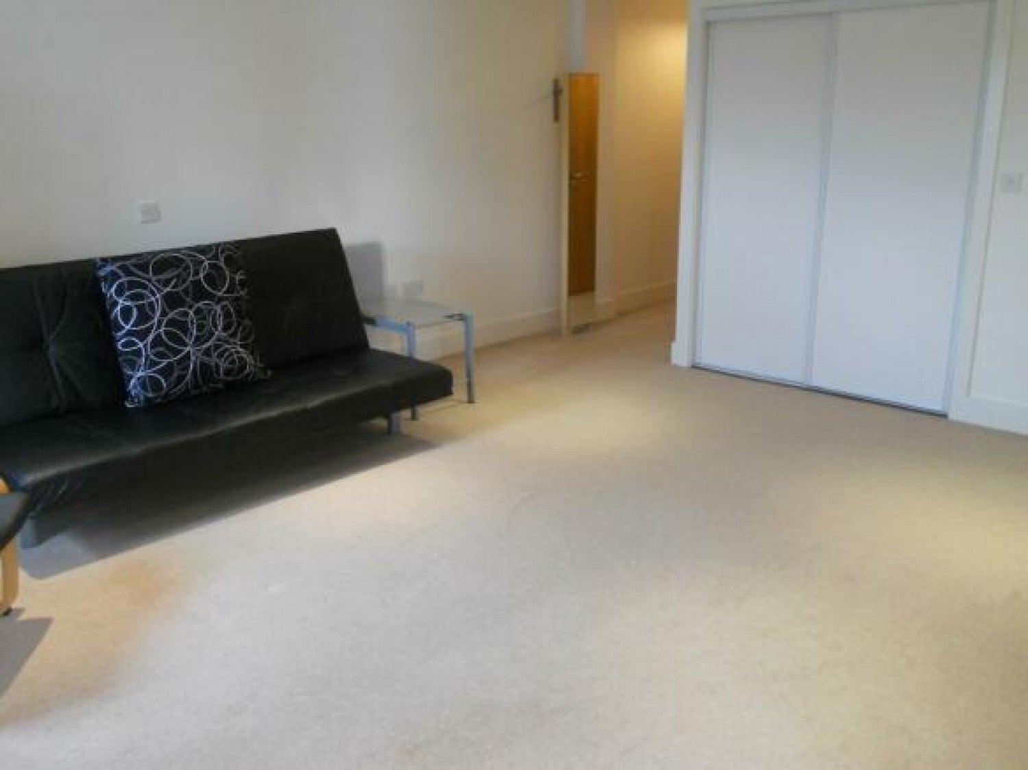 Flat Butetown Link in Cardiff