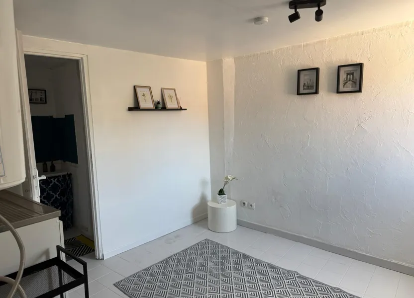 Flat Rue Fernand Pelloutier in Alès