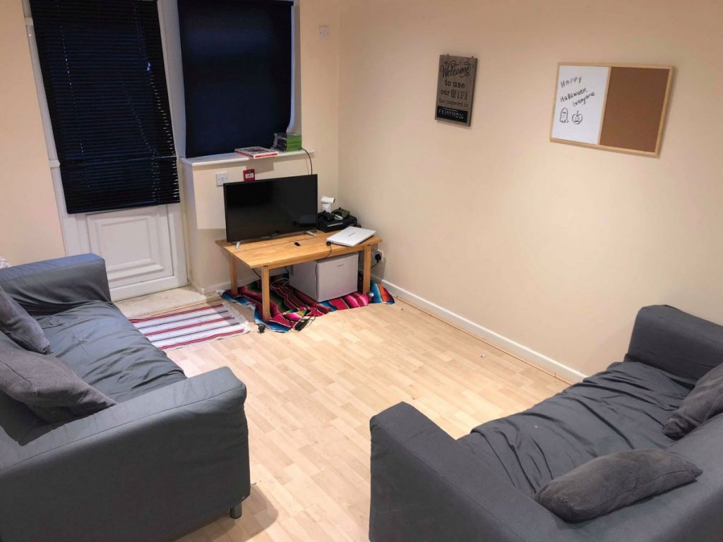 Flat Winston Gardens in Leeds