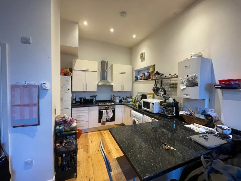 Room Grove Road in Bristol