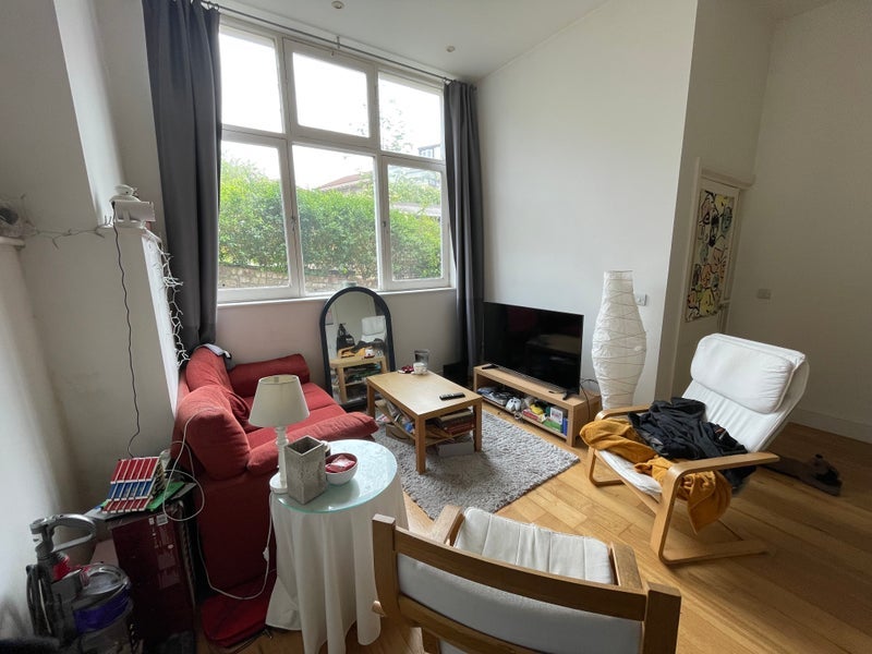 Room Grove Road in Bristol