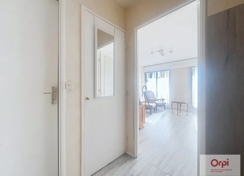 Flat Rue du 1er Mai in Montluçon
