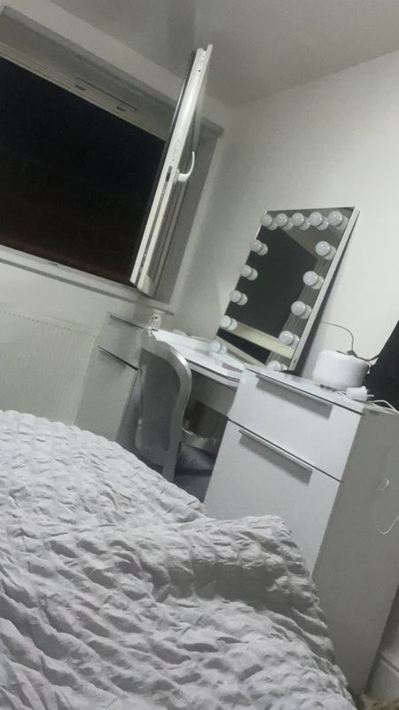 Room Lismore Circus in Greater London
