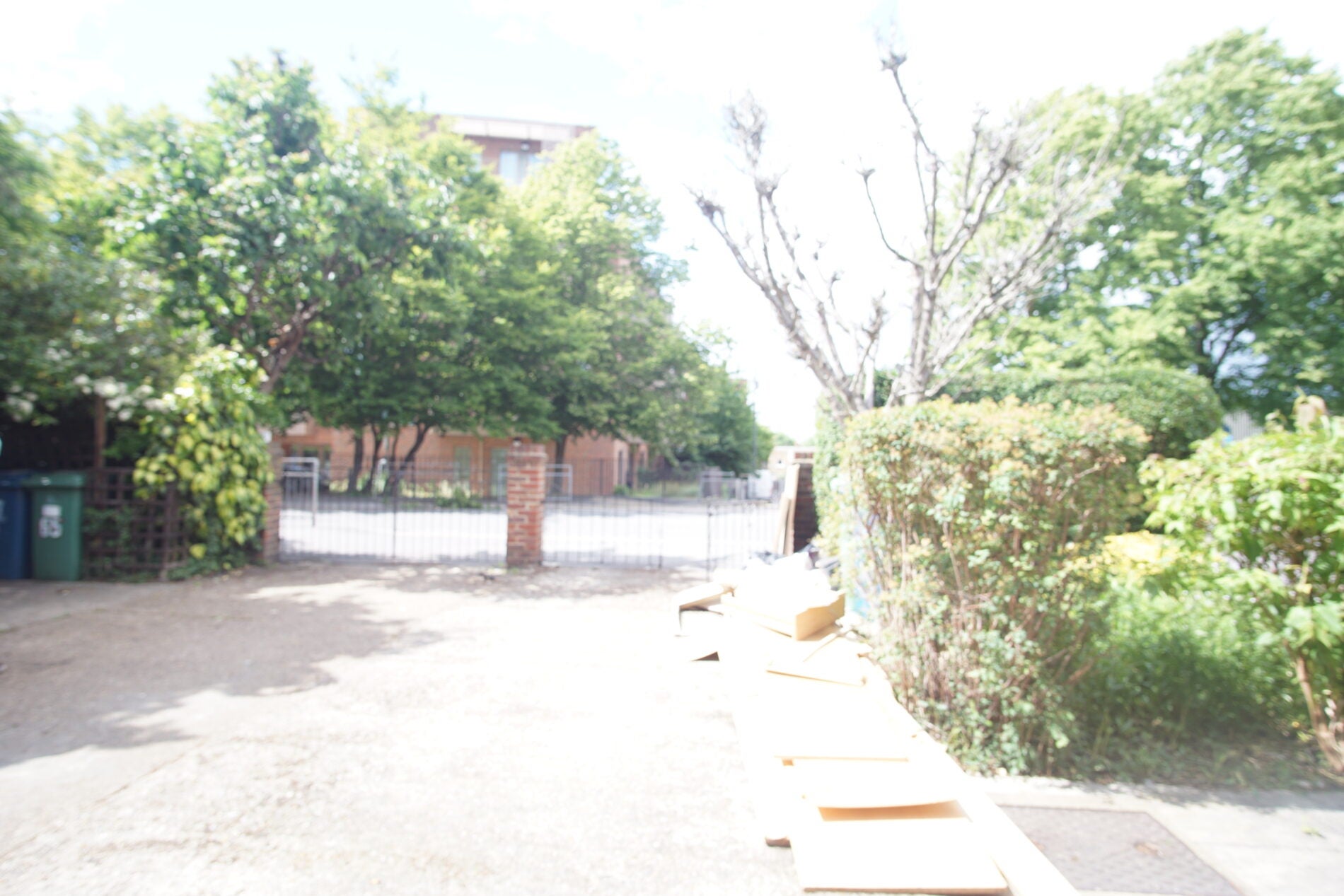 Flat Grove Hill Road in London
