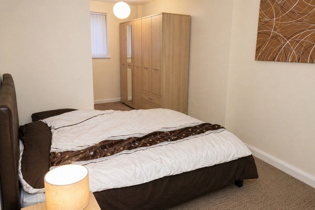 Flat Humber Street in Salford