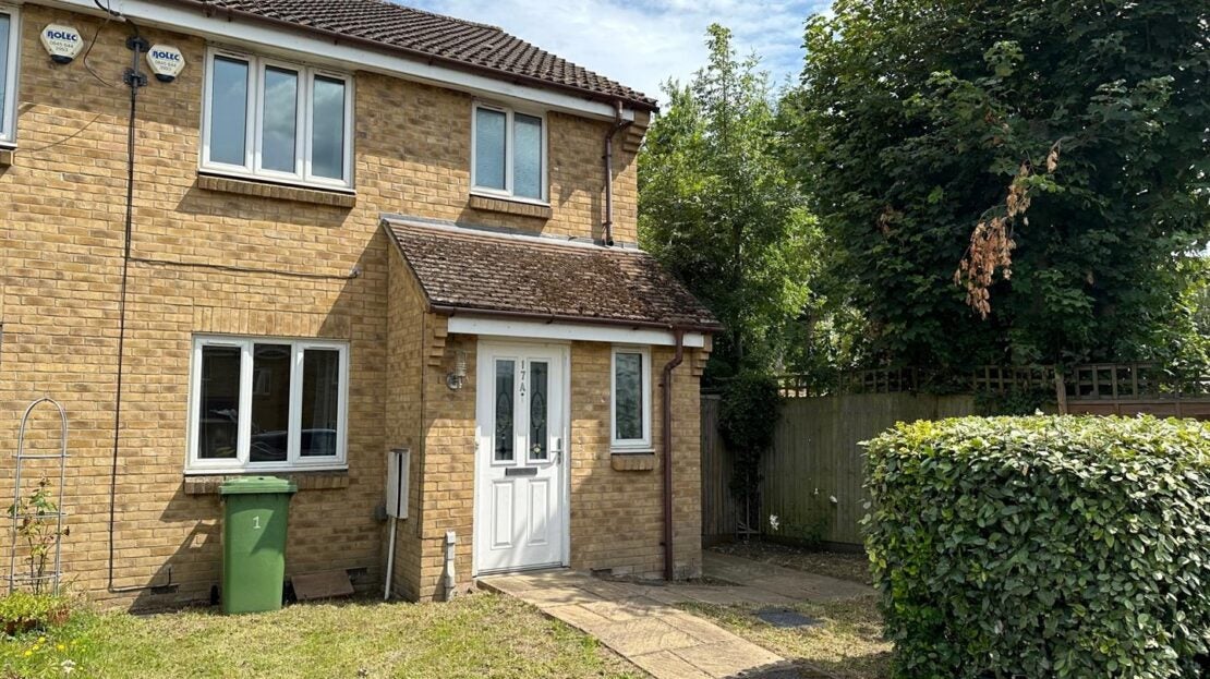 House Buchan Close in Greater London