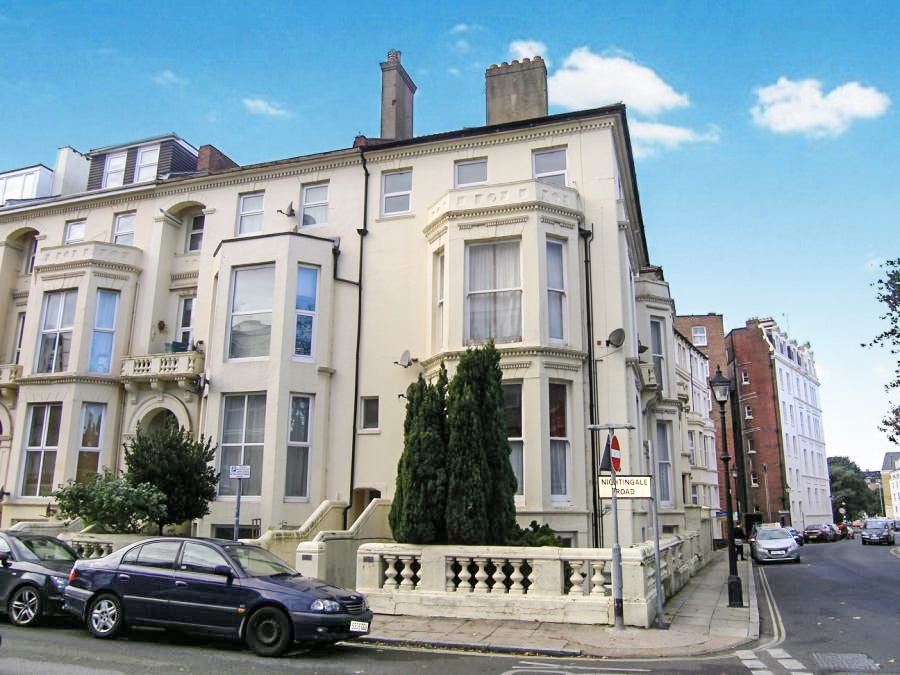 Flat Nightingale Road in Portsmouth