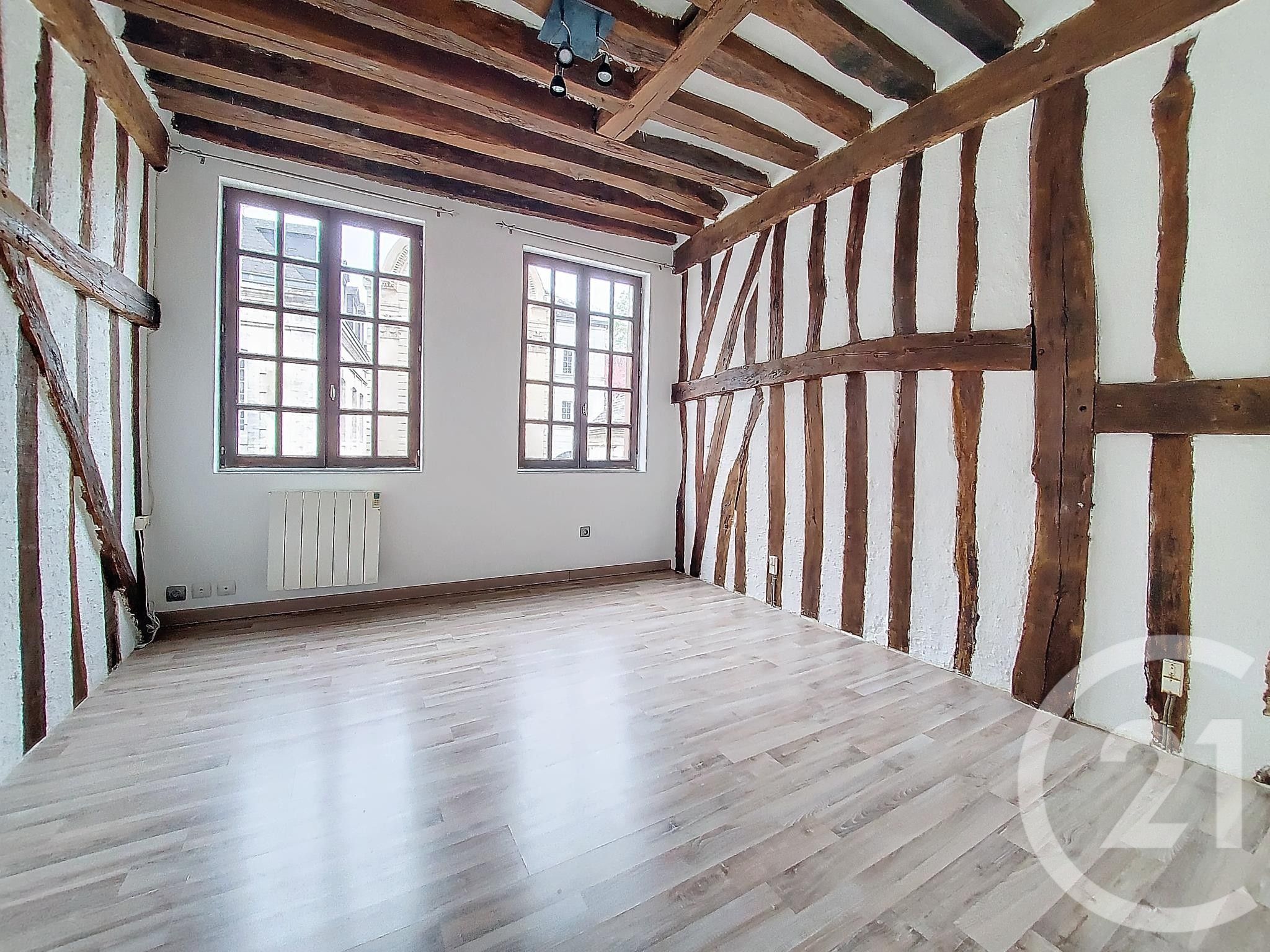 Flat Rue Saint-Hilaire in Rouen