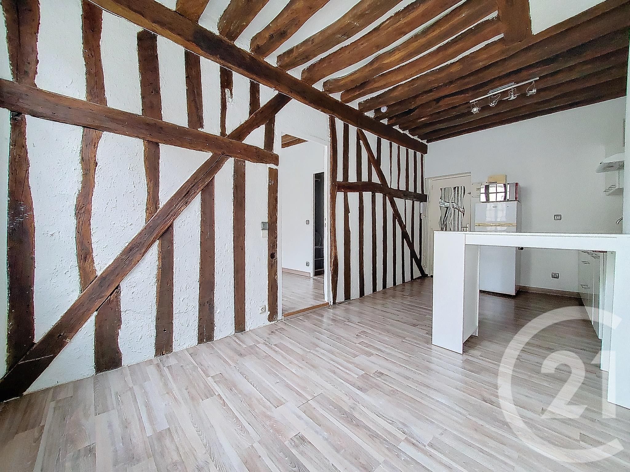 Flat Rue Saint-Hilaire in Rouen