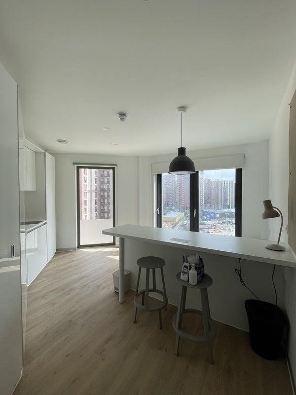 Flat Albion Way in Greater London