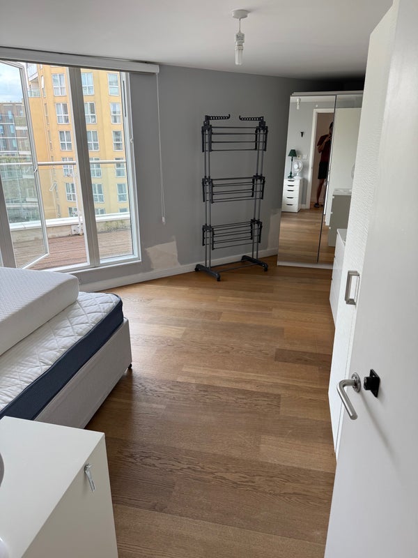Room Canada Street in Greater London
