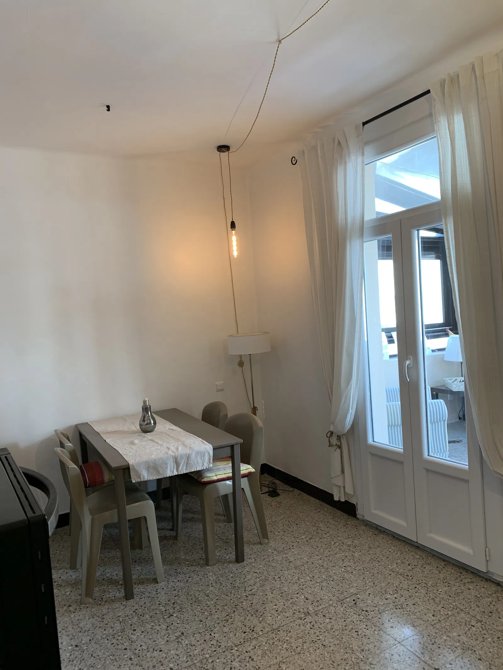 Chambre Rue Octave Mirbeau à Perpignan