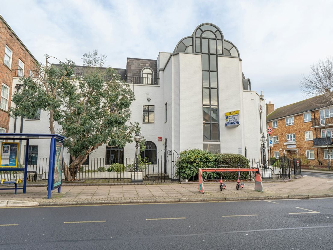 Flat Kings Road in Portsmouth
