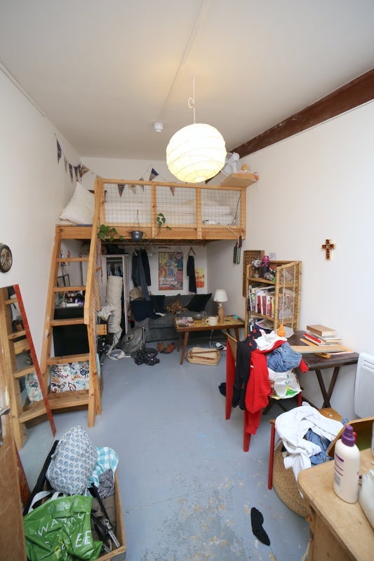 Room Eade Road in Greater London