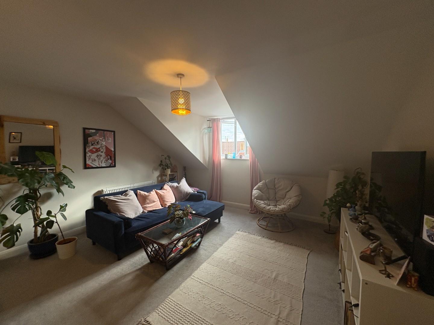 Flat Gilbert Road in Bristol