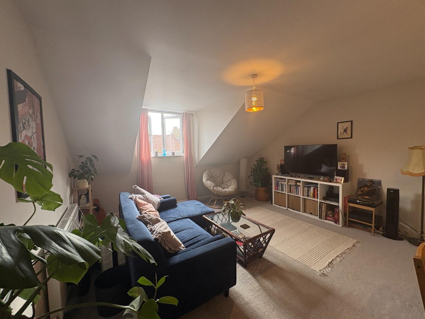 Flat Gilbert Road in Bristol