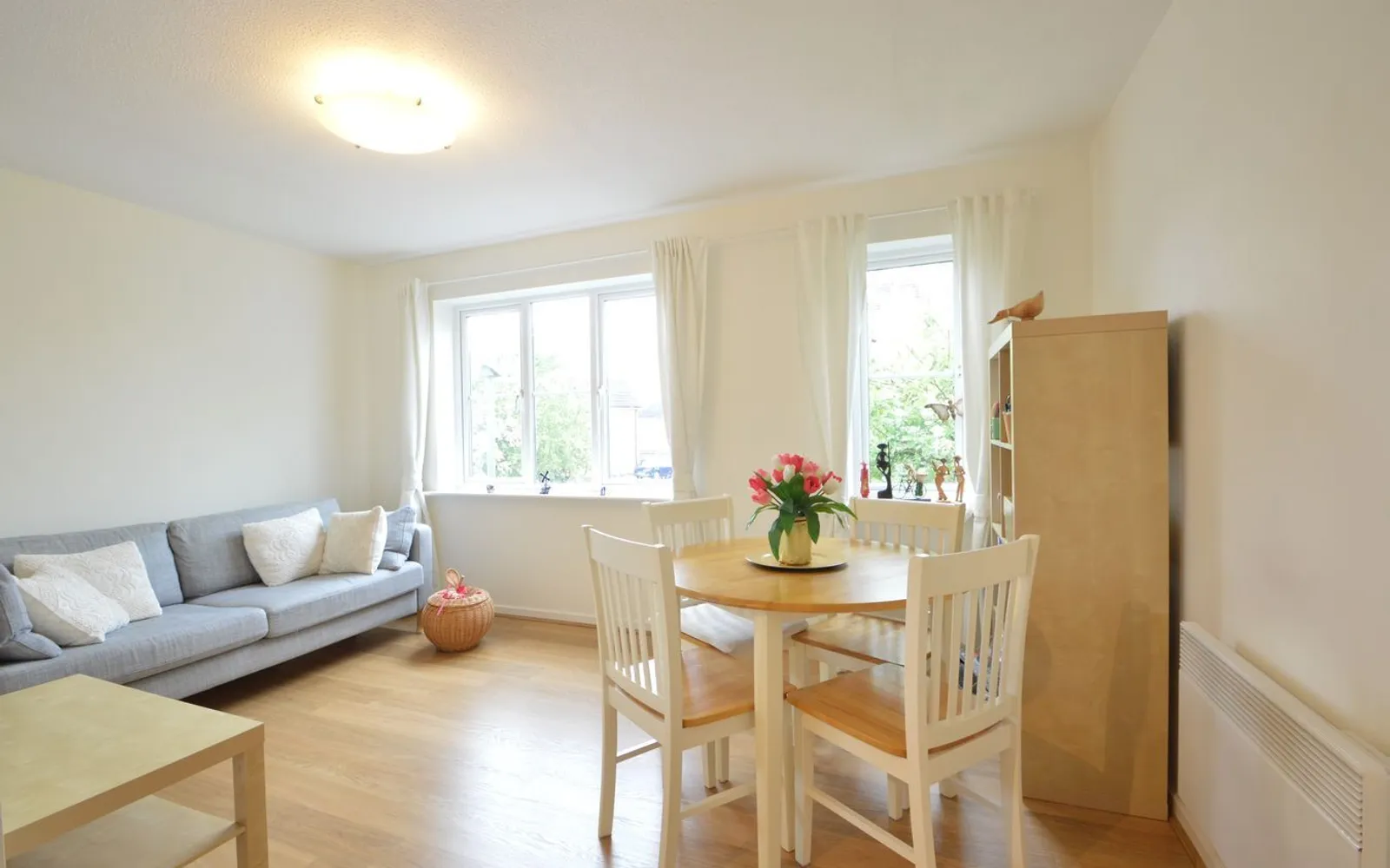 Flat Sullivan's Reach in Elmbridge