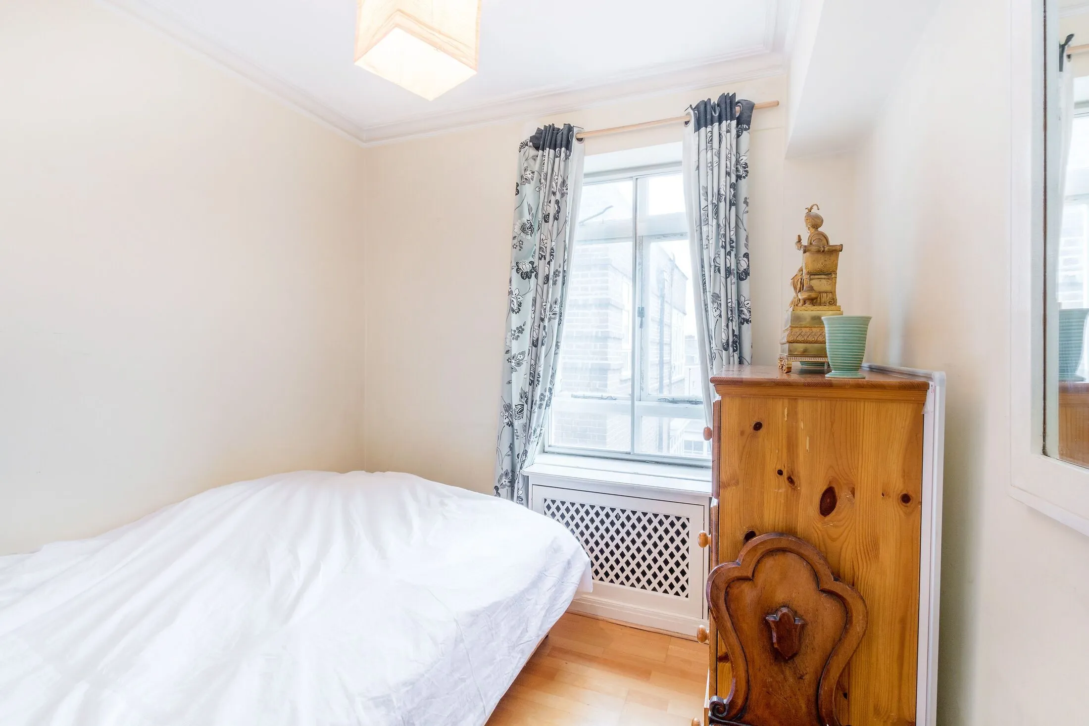 Flat Portsea Place in City of Westminster