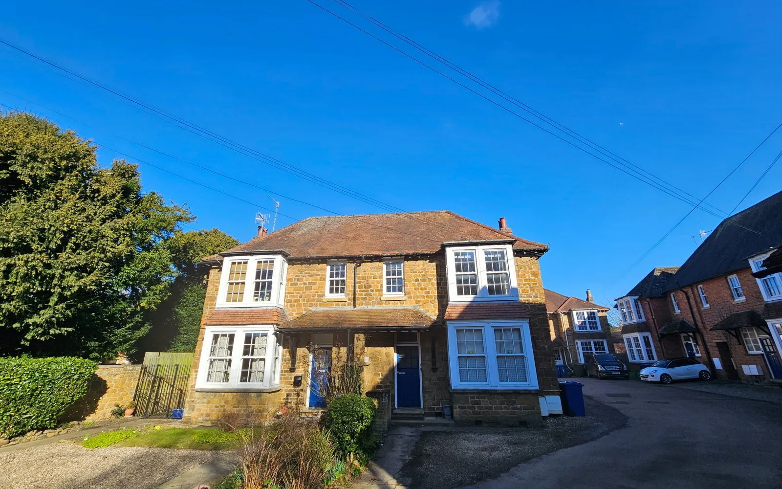 Flat Park Close in Cherwell District
