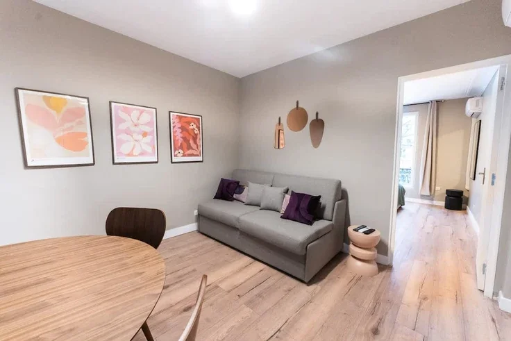 Appartement Rue de Fécamp à Paris